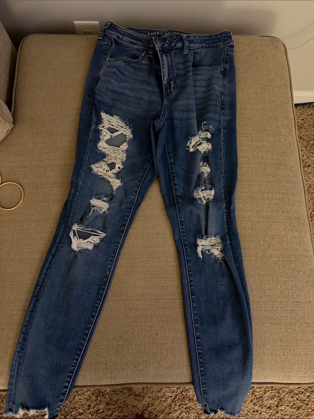 American Eagle Outfitters Women's Distressed Dark Blue Skinny Jeans